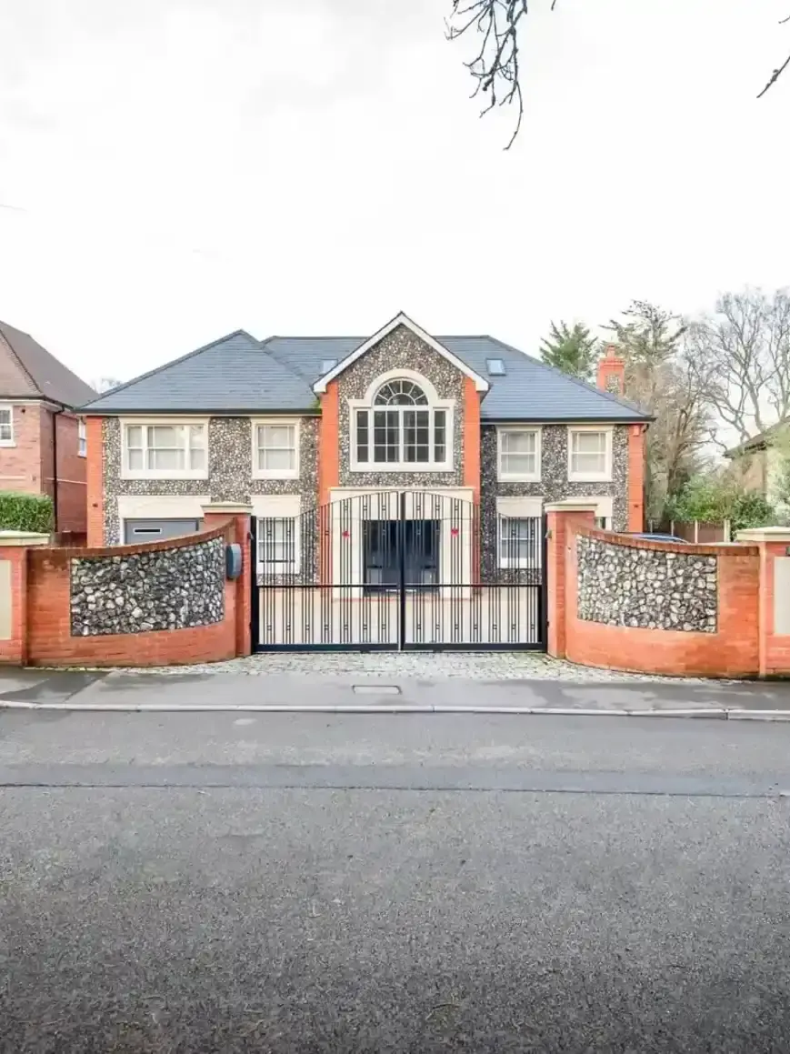 Surrey Wrought Iron image slideshow showcasing iron gate installation projects